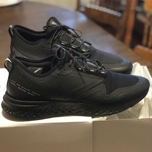 Nike by You Men’s Running Sneakers